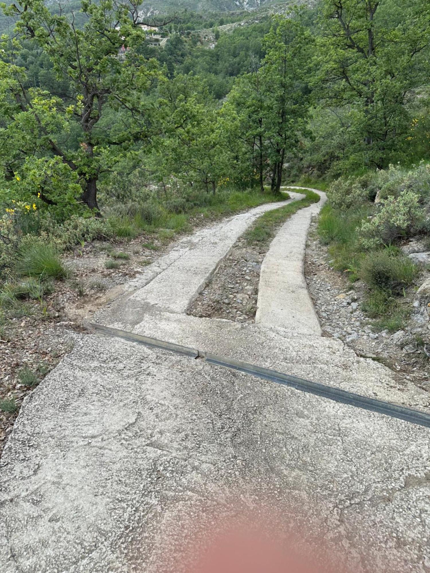 Chalet Sur Pilotis Avec Piscine Privee Lucéram Εξωτερικό φωτογραφία