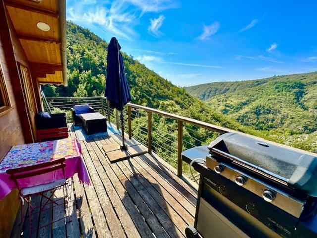 Chalet Sur Pilotis Avec Piscine Privee Lucéram Εξωτερικό φωτογραφία